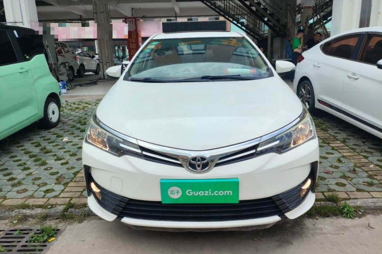 Toyota Corolla 2018 car image #3