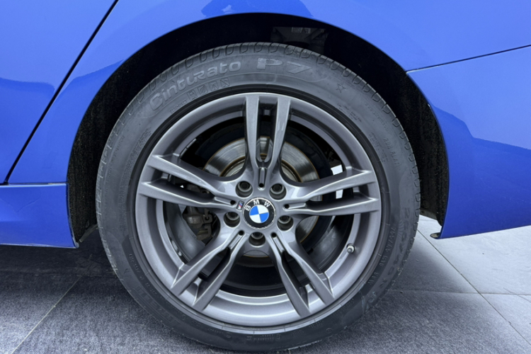 BMW 3 Series GT 2019 #6 BMW 3 Series GT 2019 car image #6