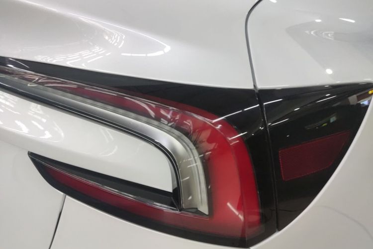 Tesla Model 3 2025 #8 Tesla Model 3 2025 car image #8
