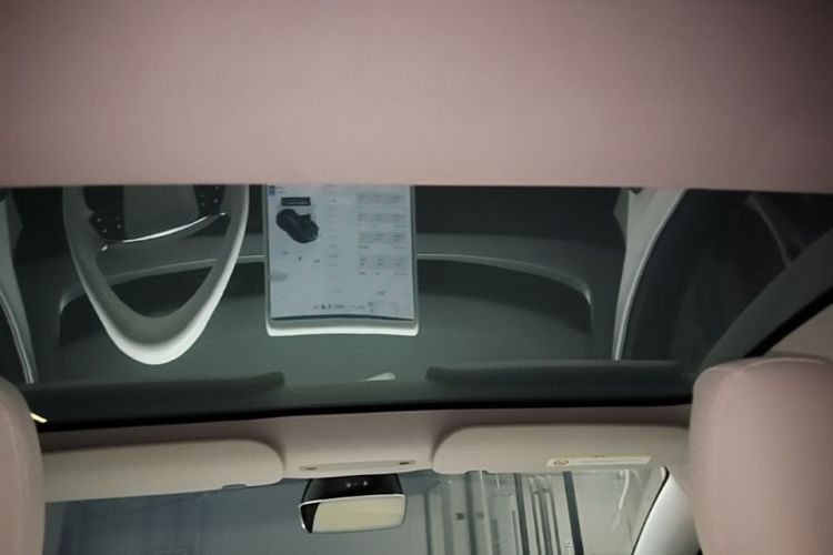 Tesla Model 3 2024 #19 Tesla Model 3 2024 car image #19