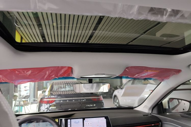 GEELY Binray 2026 #20 GEELY Binray 2026 car image #20