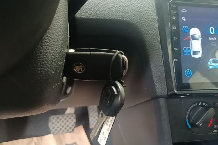 Skoda Rapid 2019 #9 Skoda Rapid 2019 image de voiture #9