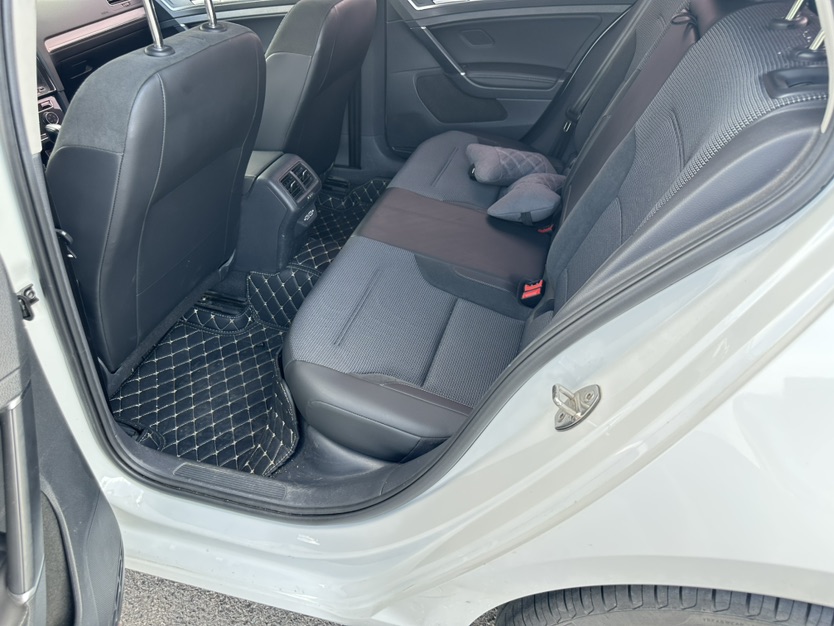 Volkswagen Golf 2020 #6 Volkswagen Golf 2020 car image #6