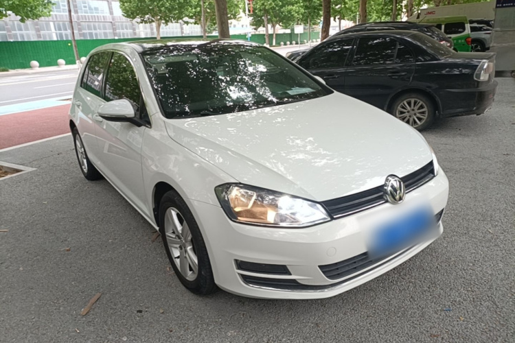 Volkswagen Golf 2016 car image #4