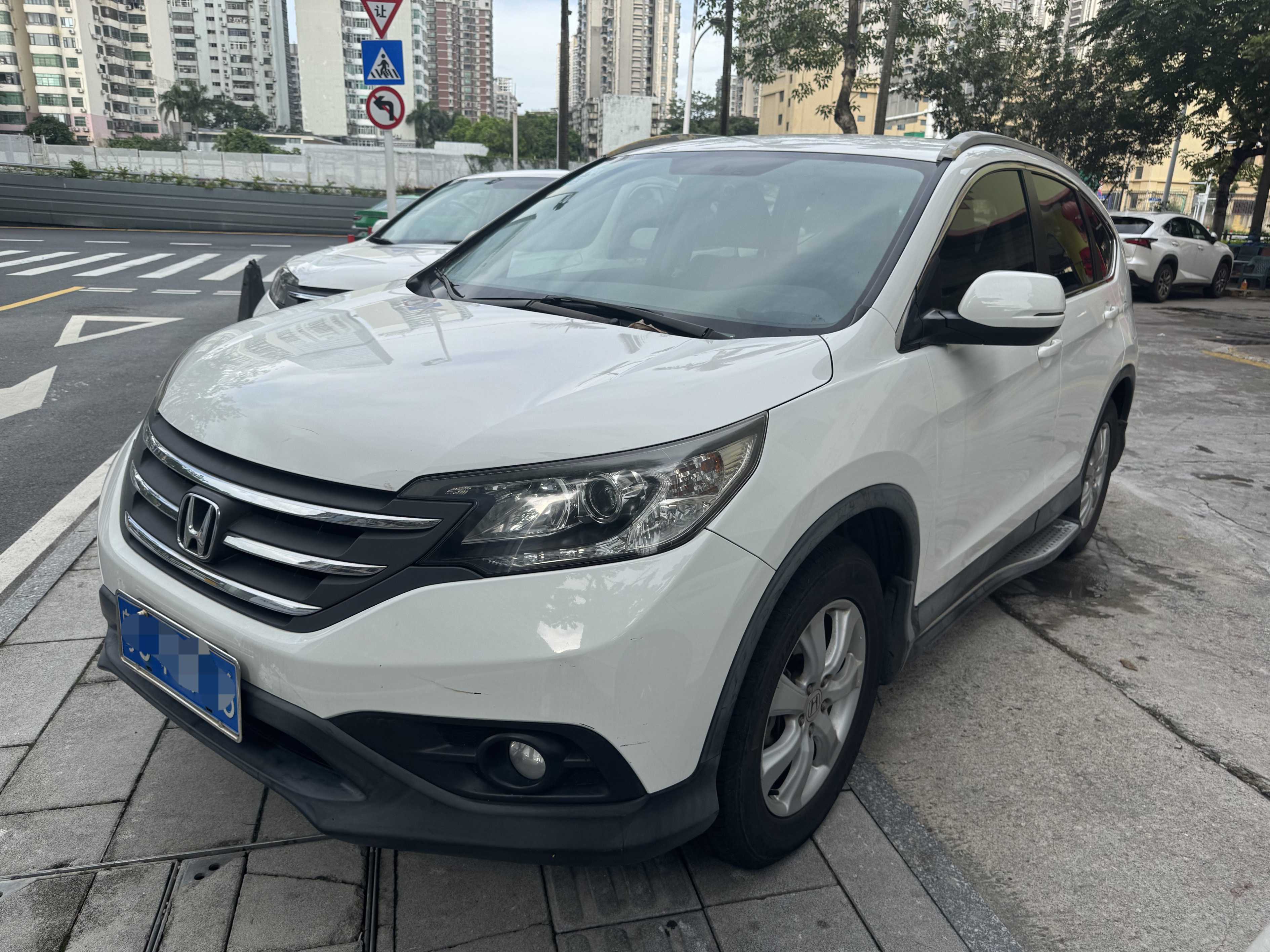 2013 car image 