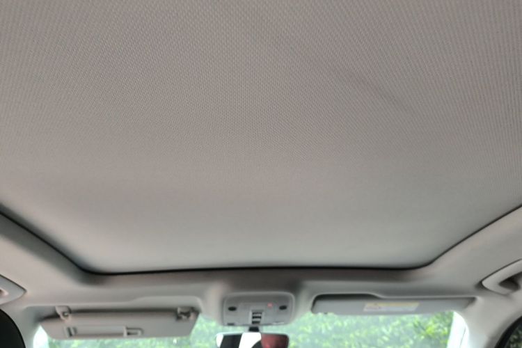Audi Q3 2020 car image #16