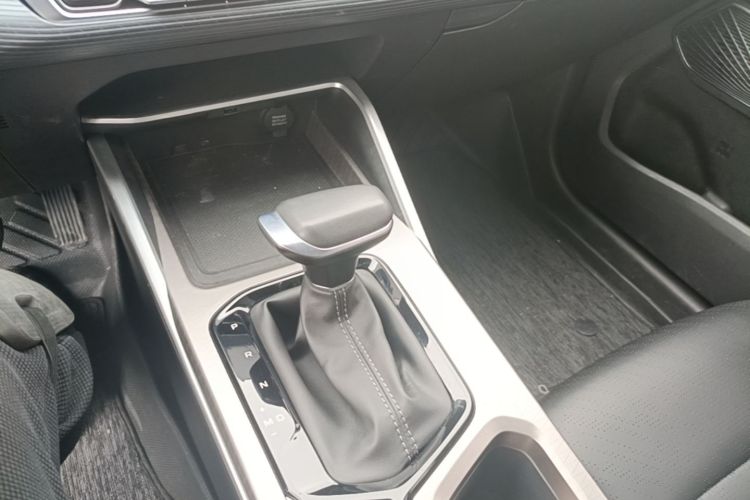 2023 car image #14