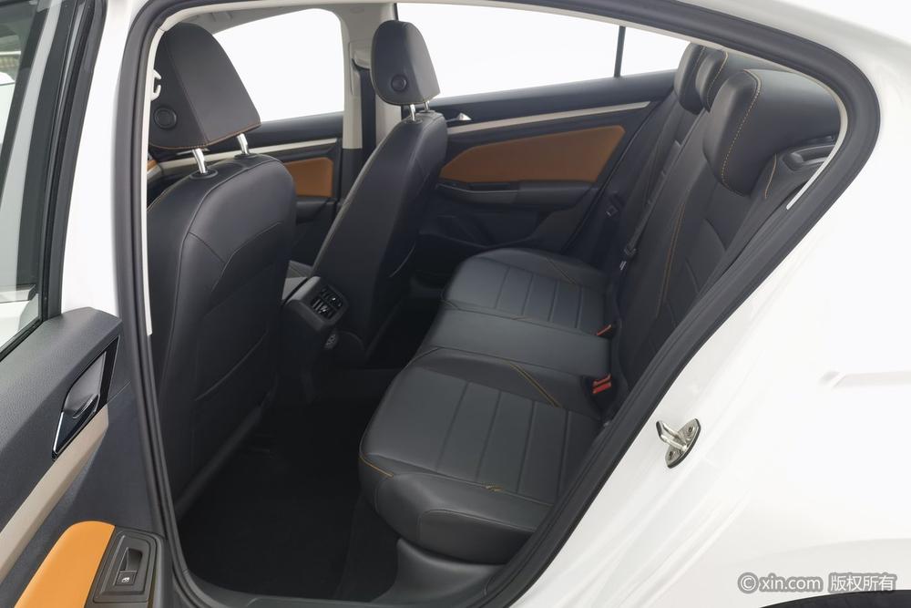 Volkswagen Bora 2024 car image #19