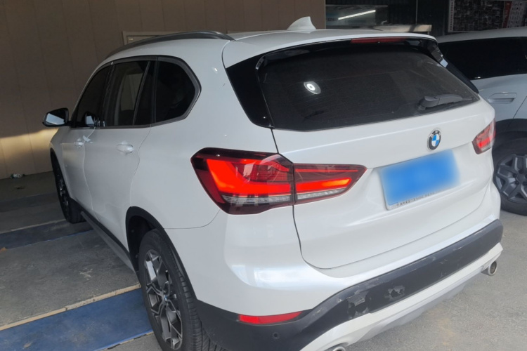 BMW X1 2022 car image #5