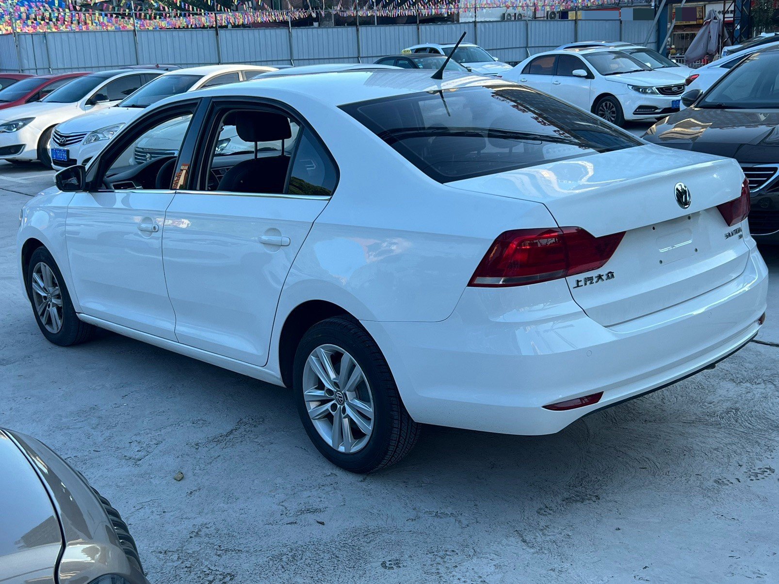 Volkswagen Santana 2016 #5 Volkswagen Santana 2016 car image #5