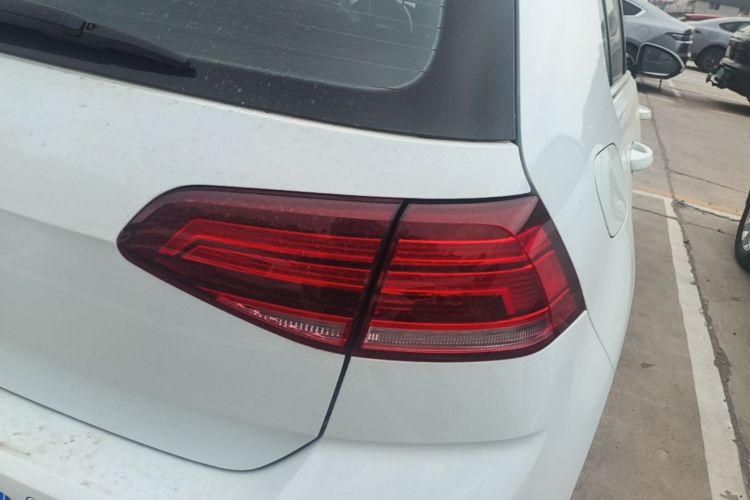Volkswagen Golf 2020 #8 Volkswagen Golf 2020 car image #8