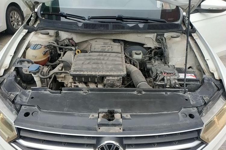 Volkswagen Bora 2017 car image #20