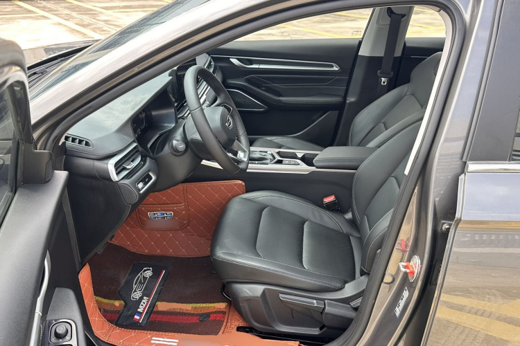 GEELY Emgrand 2022 #15 GEELY Emgrand 2022 car image #15