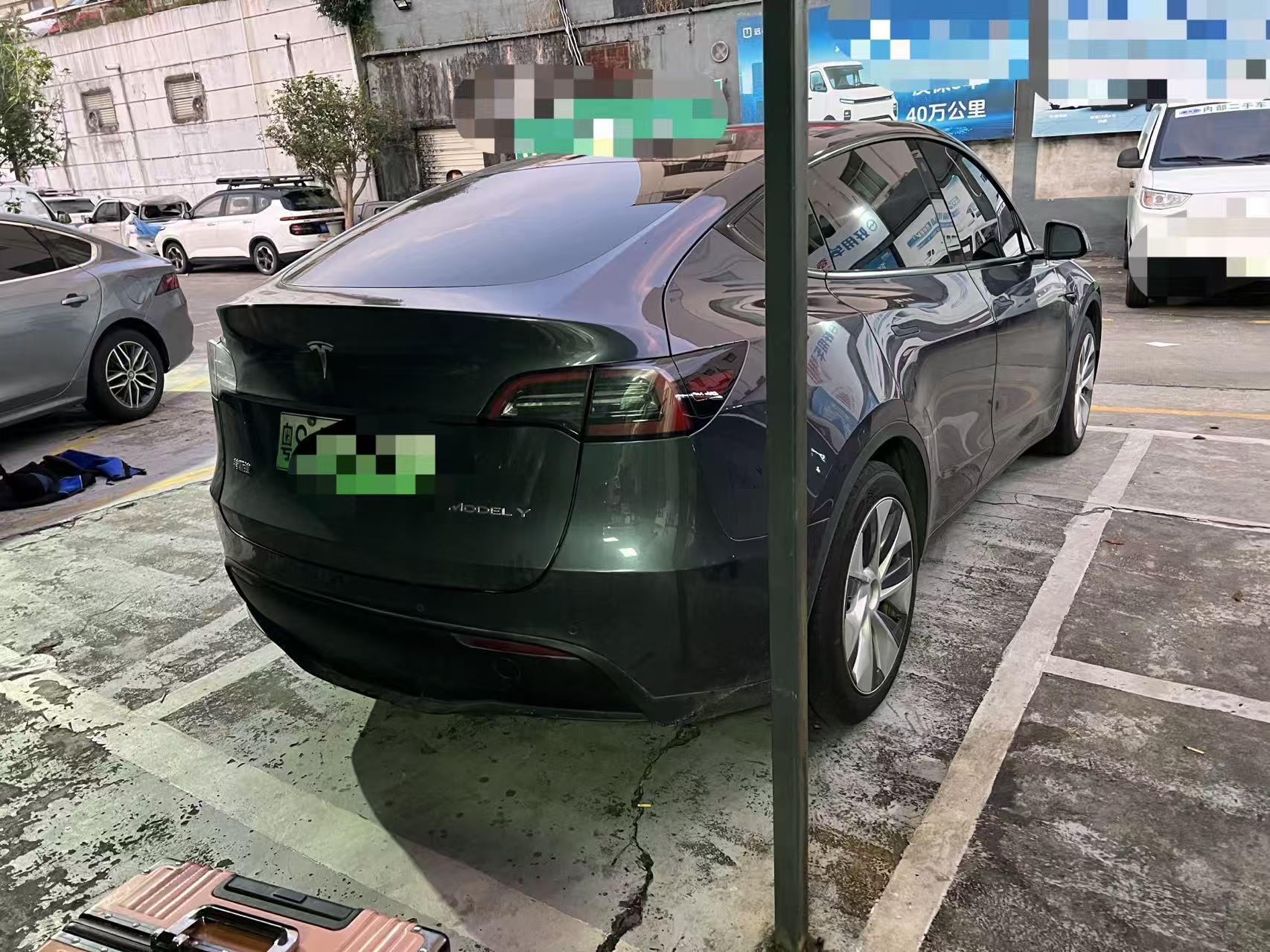 Tesla Model Y 2023 #5 Tesla Model Y 2023 car image #5