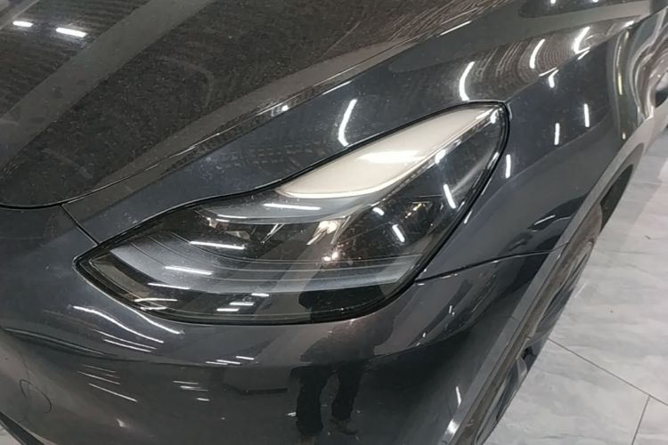 Tesla Model Y 2024 #23 Tesla Model Y 2024 car image #23