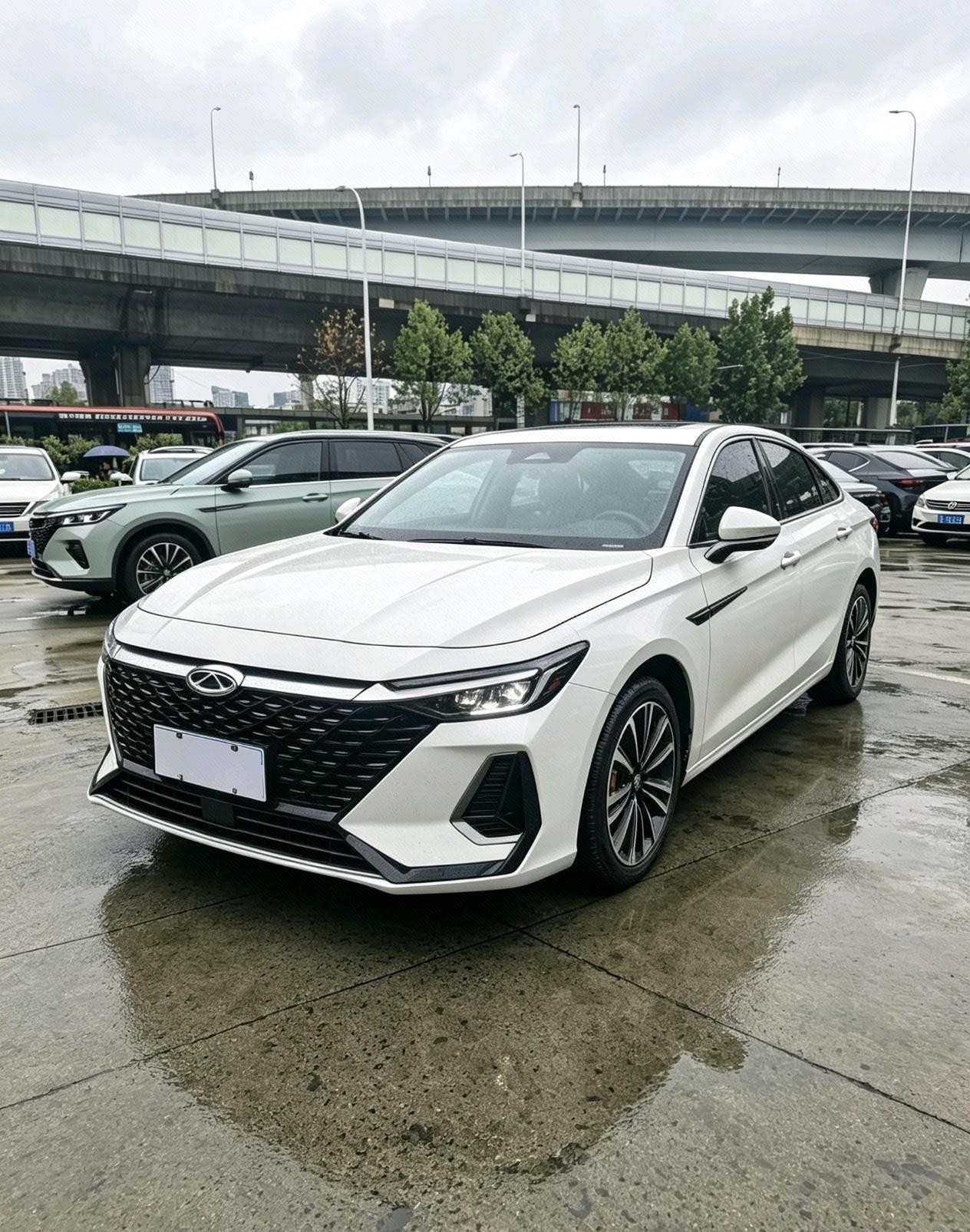 Chery Arrizo 8 2024 car image 
