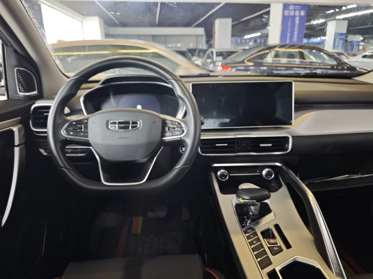 GEELY Coolray 2023 #2 GEELY Coolray 2023 car image #2