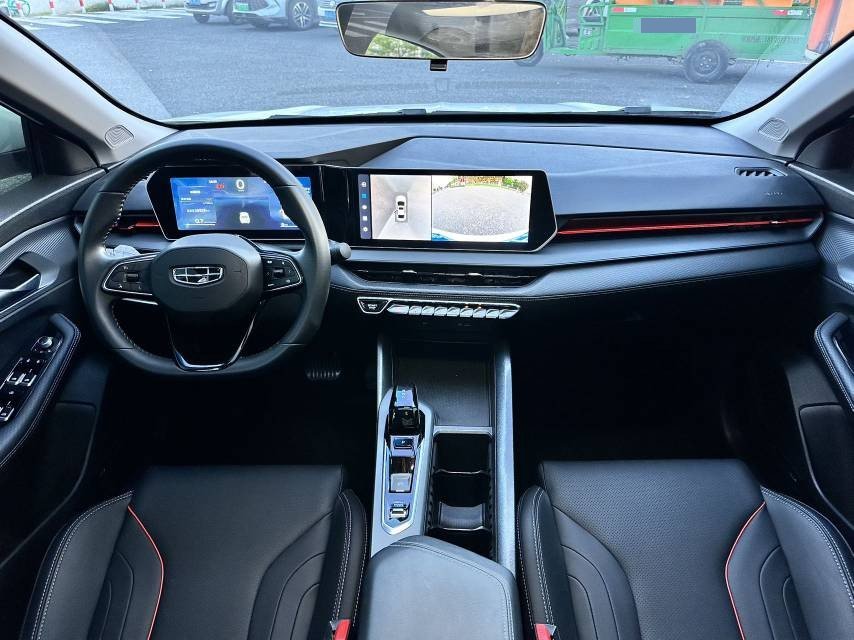GEELY Emgrand 2024 car image #9