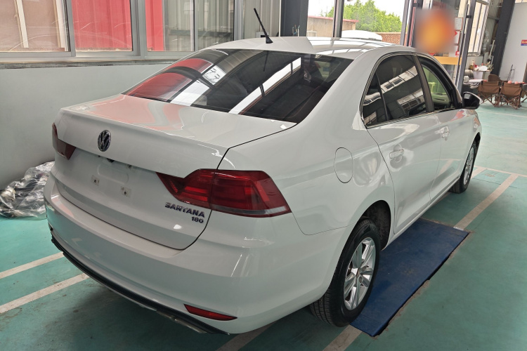 Volkswagen Santana 2018 car image #5