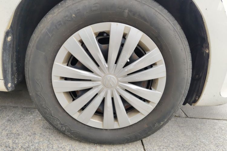 Volkswagen Santana 2017 #9 Volkswagen Santana 2017 car image #9