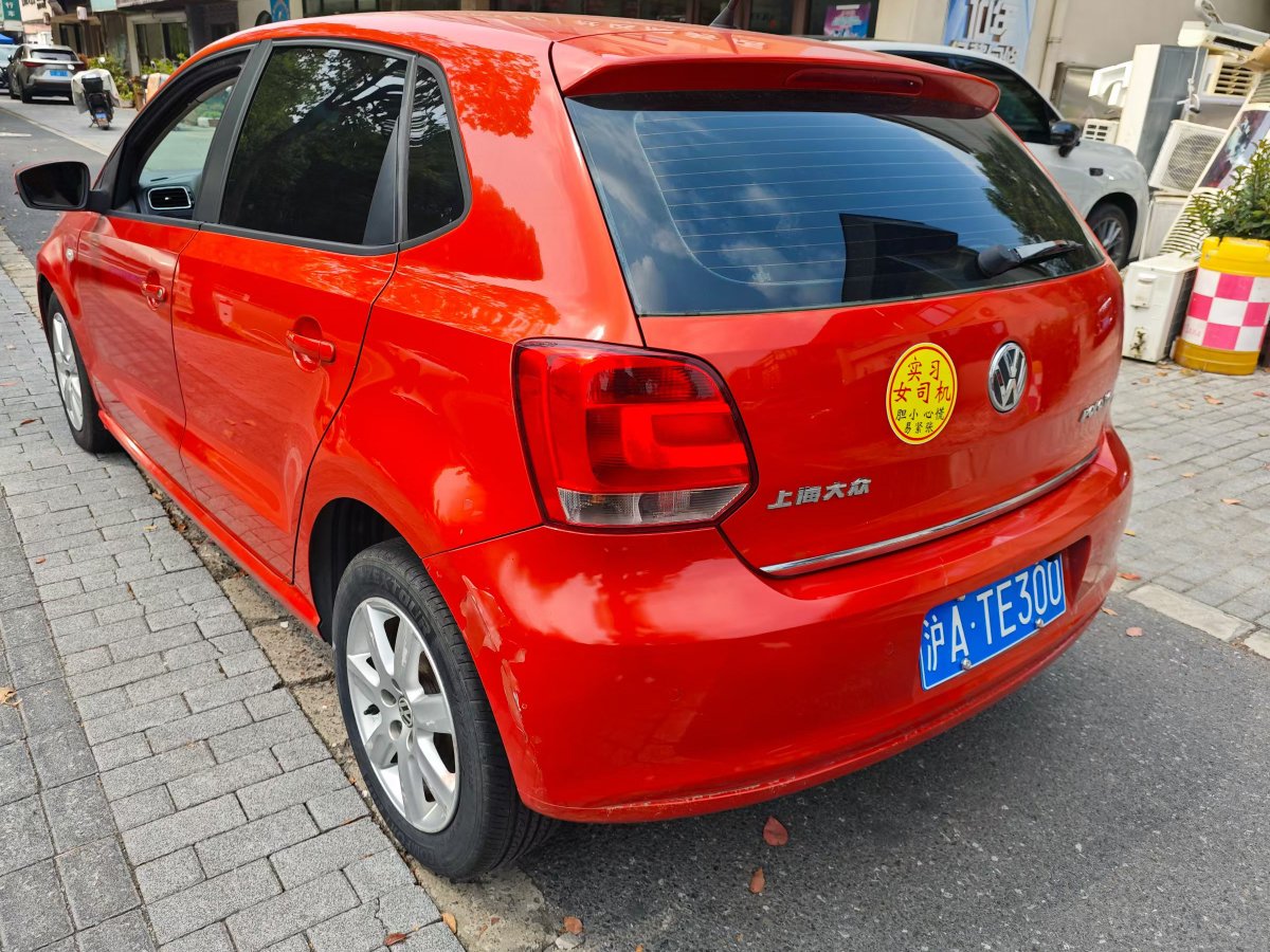 Volkswagen Polo 2011 #9 Volkswagen Polo 2011 car image #9