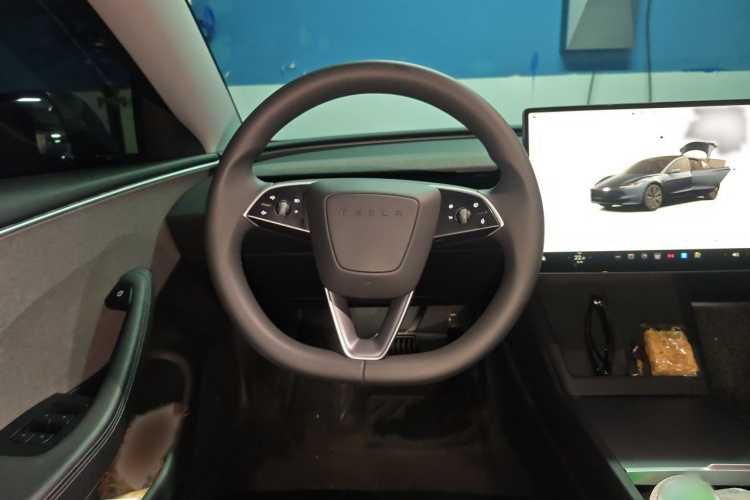 Tesla Model 3 2024 #15 Tesla Model 3 2024 car image #15
