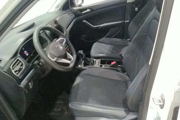 Volkswagen Tharu 2025 #15 Volkswagen Tharu 2025 صورة سيارة #15