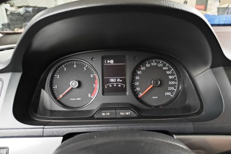 Volkswagen Lavida 2017 car image #12