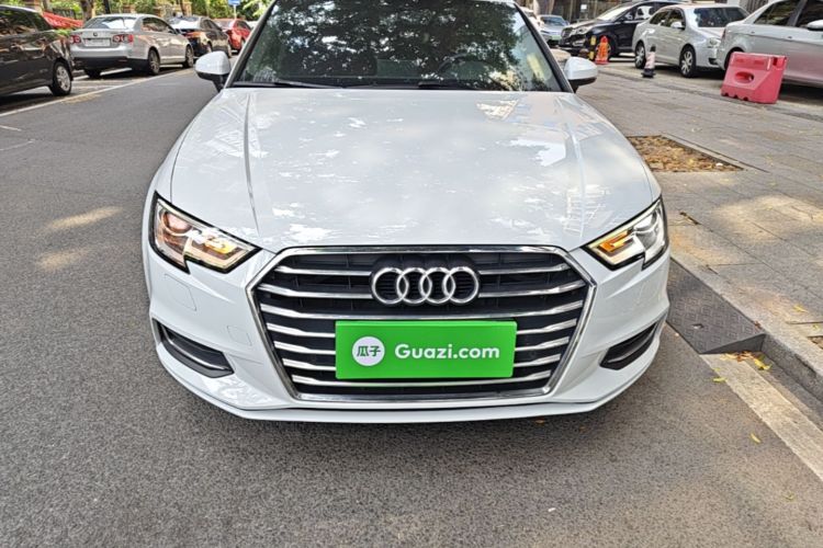 Audi A3 2019 car image #3