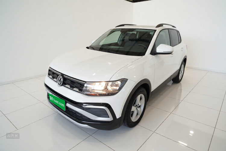 Volkswagen T-Cross 2021 car image #2