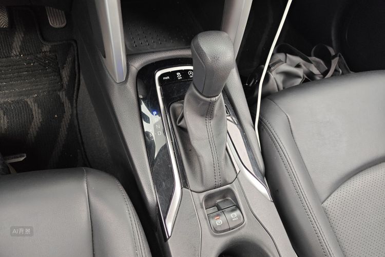 Toyota Corolla Cross 2022 изображение автомобиля #16