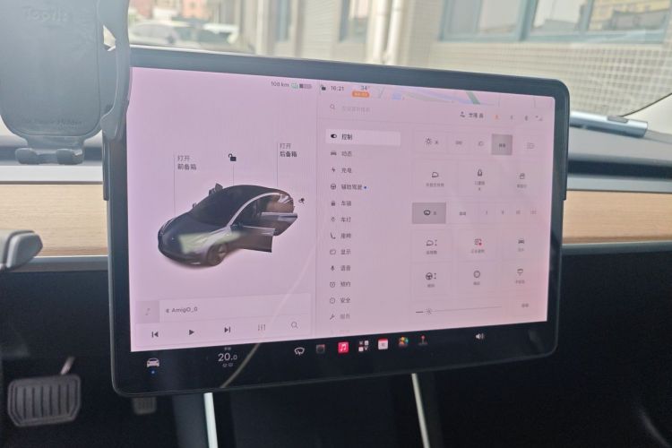 Tesla Model 3 2020 imagem de carro #13