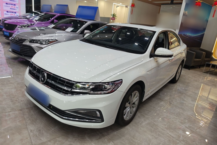 Volkswagen Bora 2020 car image #2