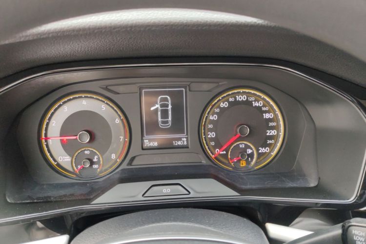 Volkswagen Lavida 2018 car image #12