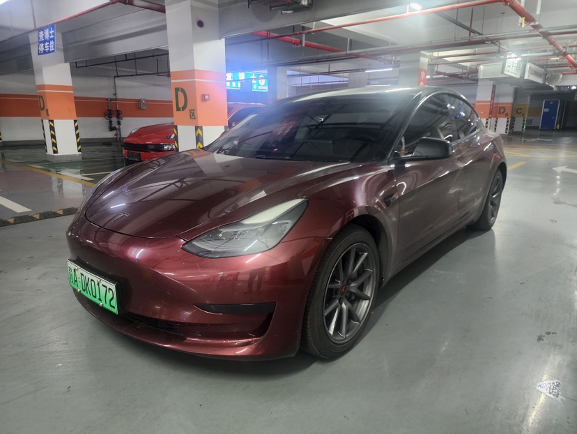Tesla Model 3 2021 car image 