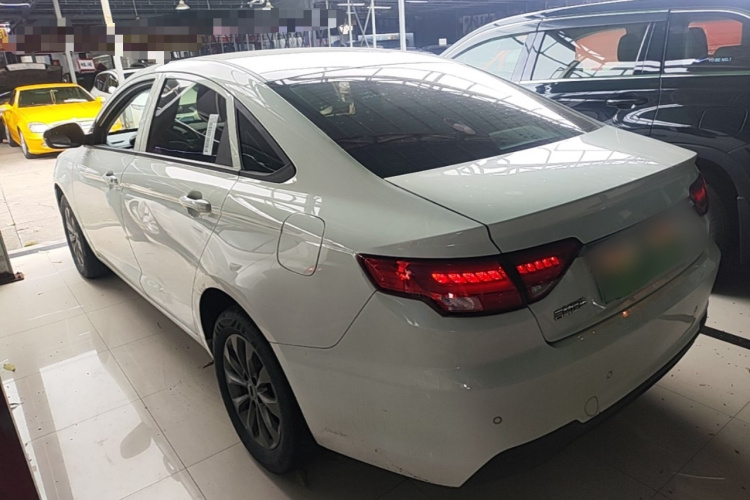 GEELY Emgrand New Energy 2022 #5 GEELY Emgrand New Energy 2022 car image #5