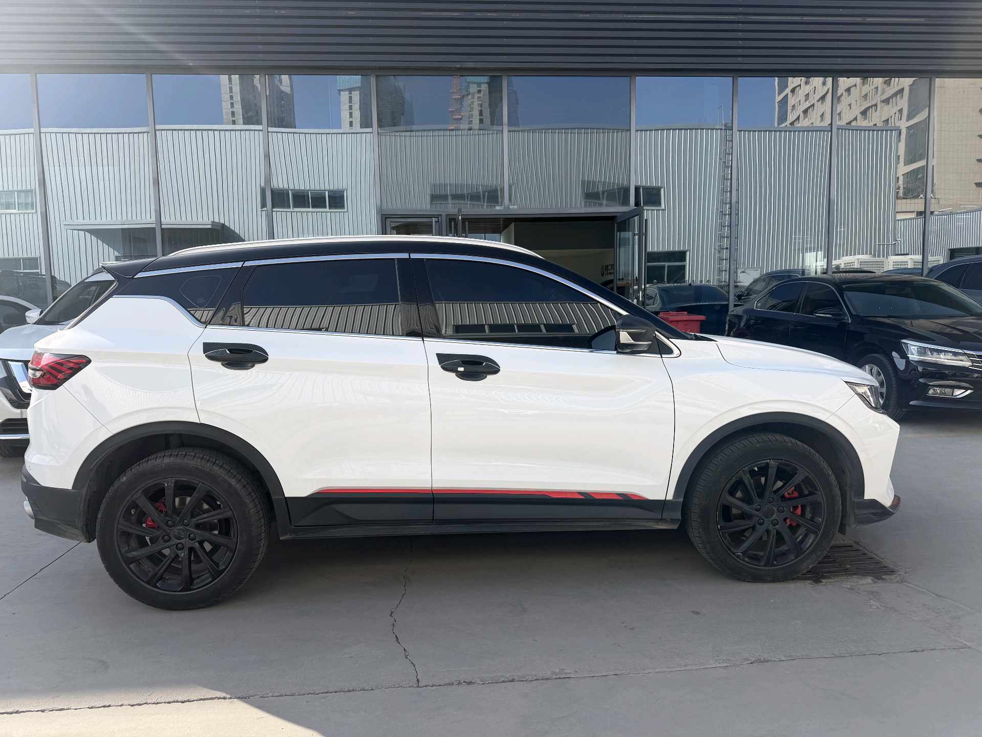 GEELY Coolray 2023 car image #5