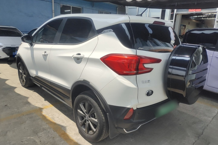 BYD Yuan New Energy 2020 #5 BYD Yuan New Energy 2020 car image #5