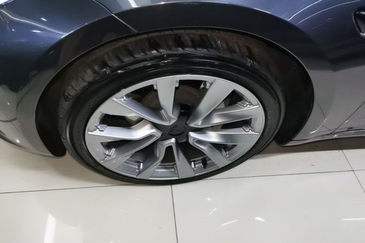 Tesla Model 3 2024 #9 Tesla Model 3 2024 immagine di auto #9