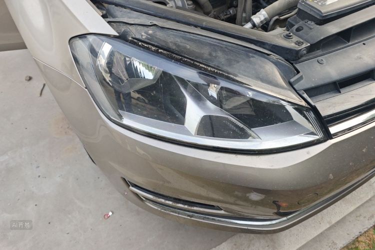 Volkswagen Golf 2015 car image #8