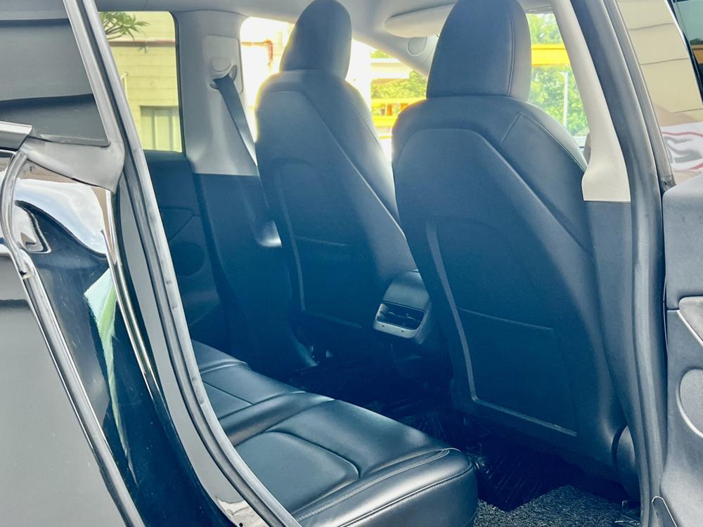 Tesla Model Y 2023 #14 Tesla Model Y 2023 car image #14