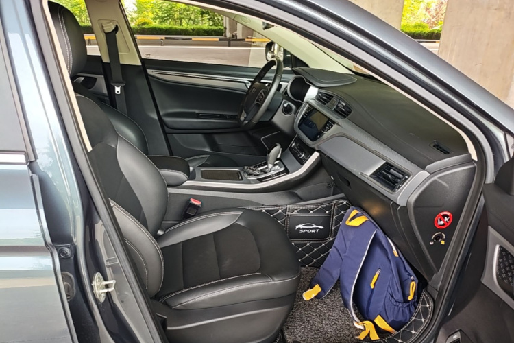 GEELY Emgrand GL 2019 #24 GEELY Emgrand GL 2019 car image #24