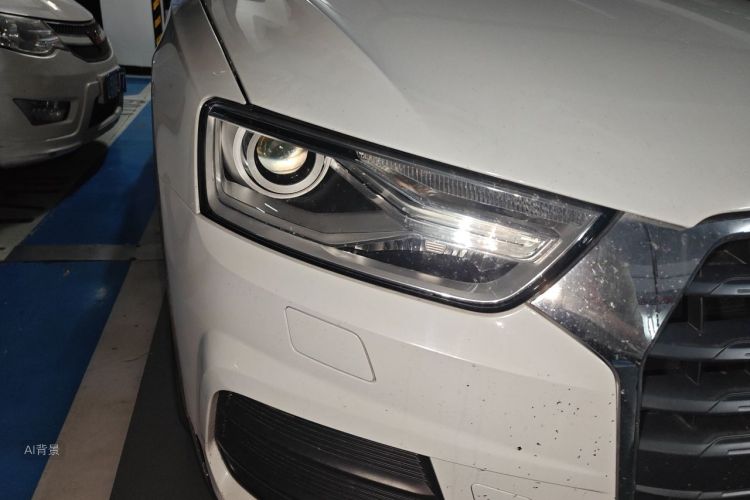 Audi Q3 2018 immagine di auto #8