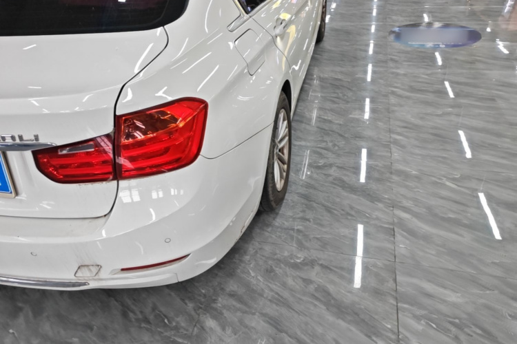 BMW 3 Series 2015 #8 BMW 3 Series 2015 car image #8