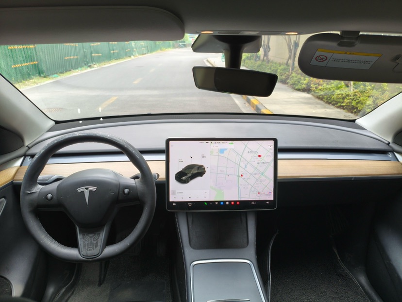 Tesla Model Y 2021 #7 Tesla Model Y 2021 car image #7