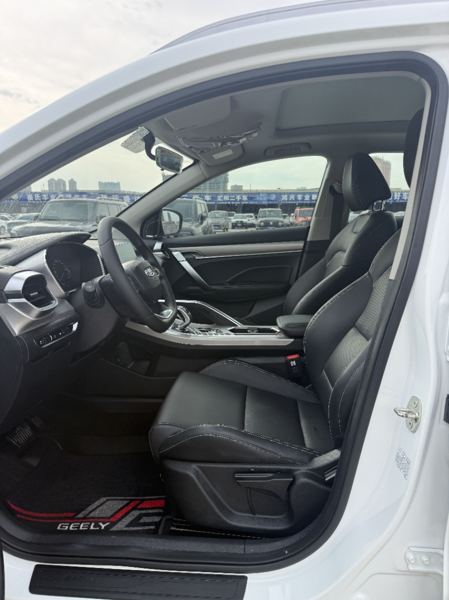 GEELY Coolray 2019 immagine di auto #4