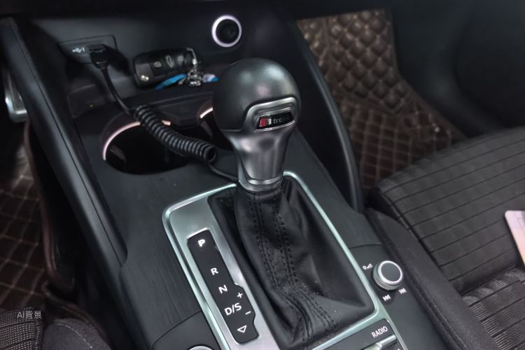 Audi A3 2020 car image #16