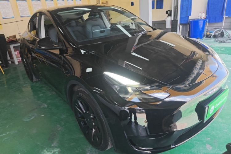 Tesla Model Y 2022 #4 Tesla Model Y 2022 car image #4