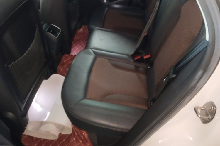 Audi Q3 2019 #17 Audi Q3 2019 car image #17