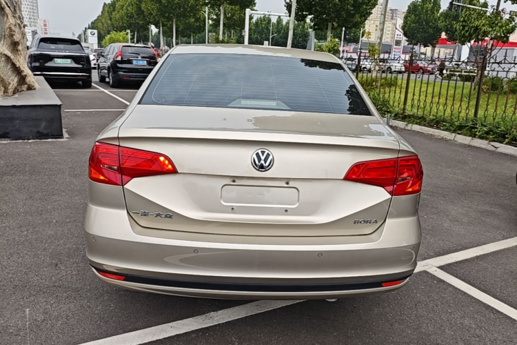 Volkswagen Bora 2020 car image #6